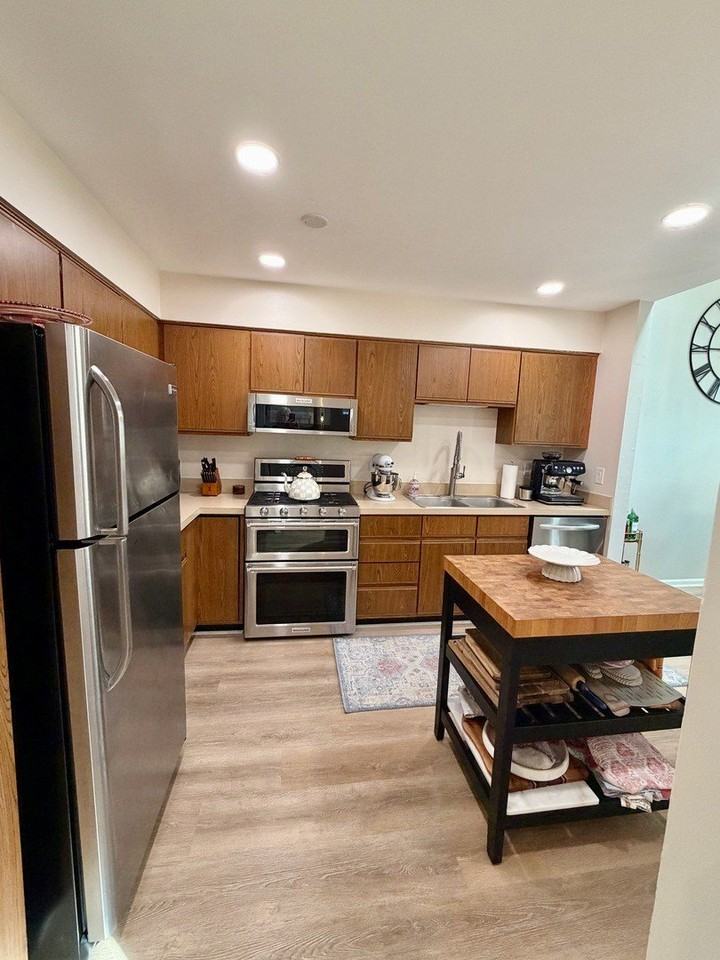 1353 Ridgefield Cir #1353 - Photo 4 of 22