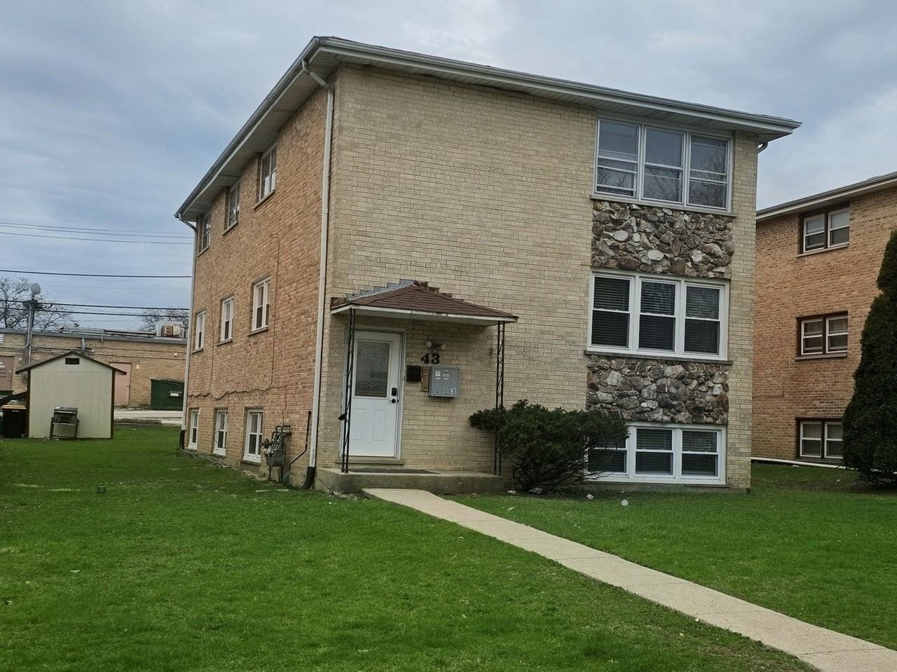 43 W Ann St #2