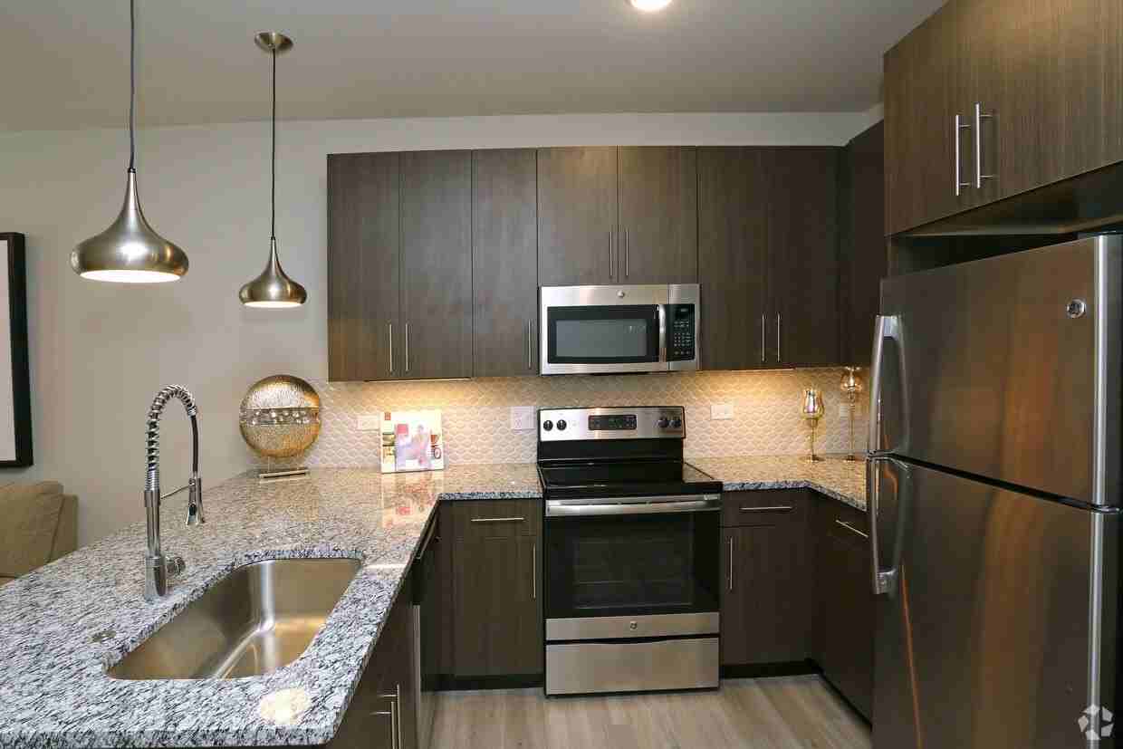 680 E Algonquin Rd #1404 - Photo 4 of 19