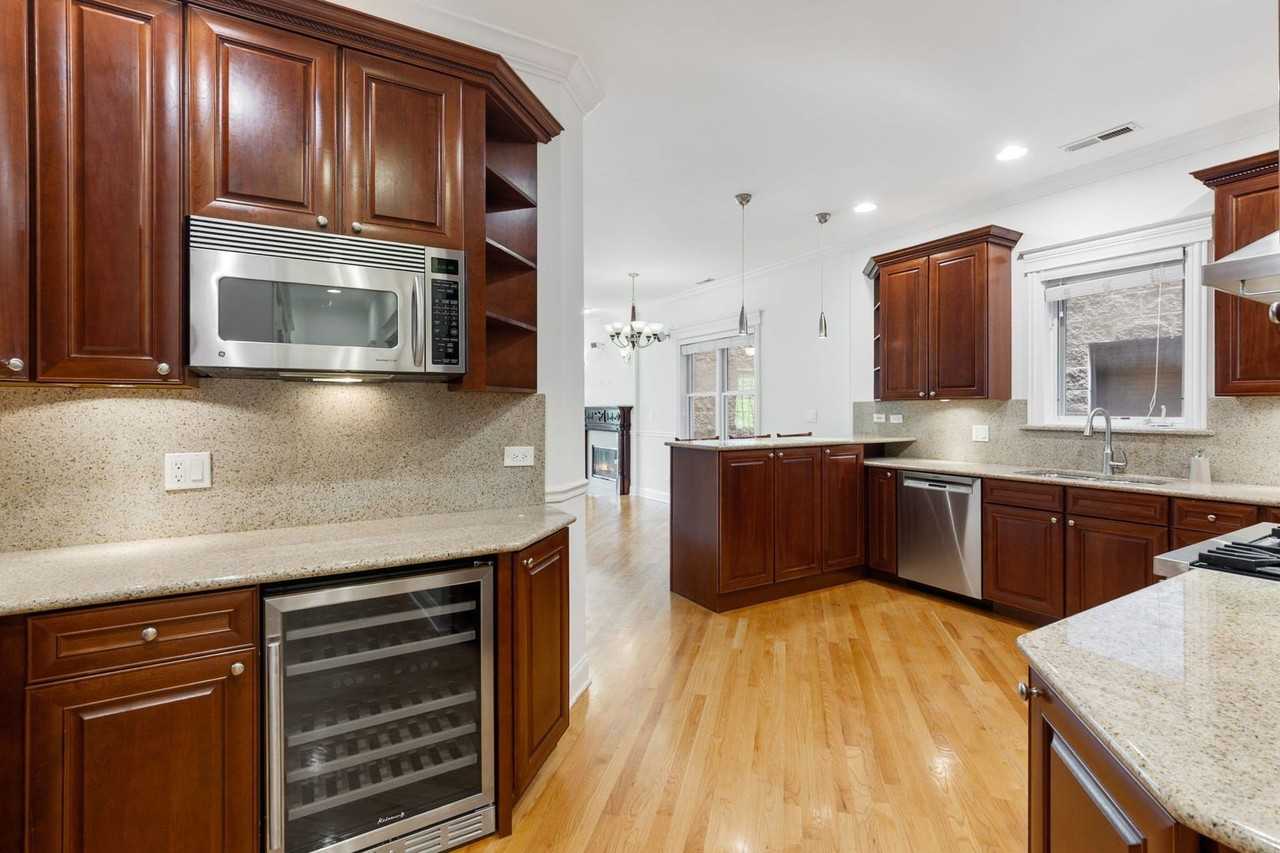 3535 N Reta Ave #3 - Photo 7 of 21