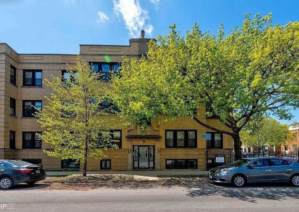 3424 N Racine Ave #G - Photo 2 of 20