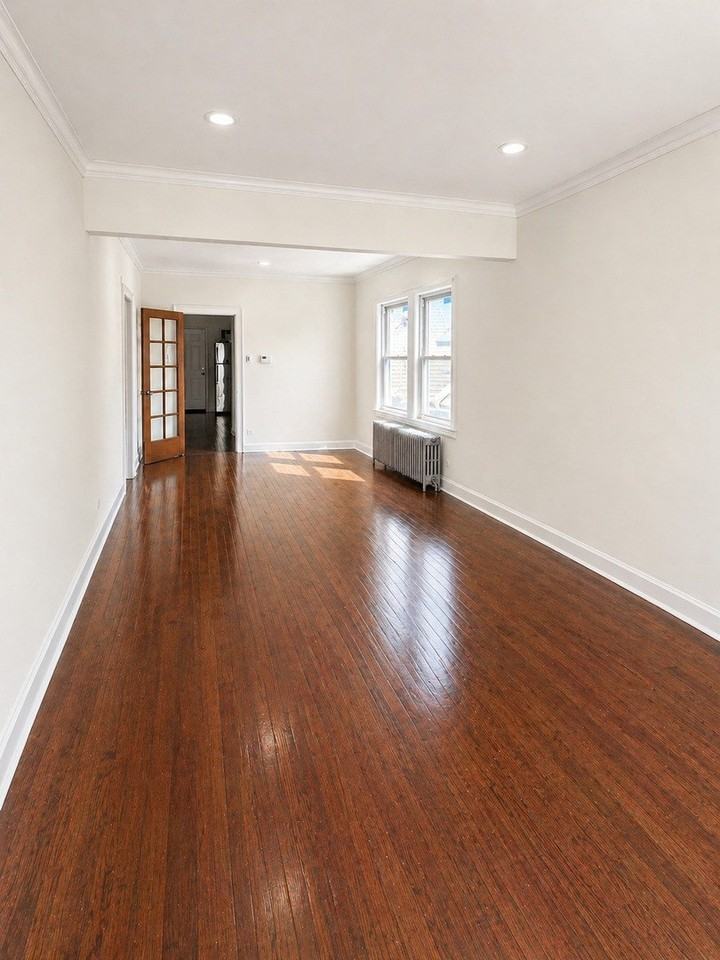 5518 W Melrose St #2 - Photo 6 of 10