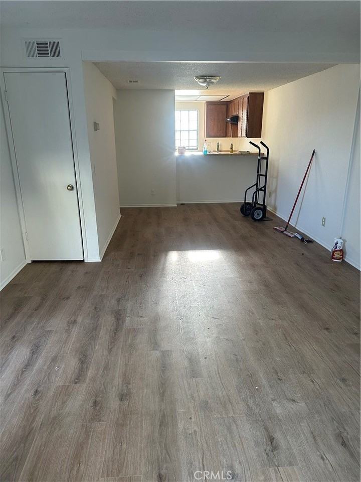 6004 Rosemead Blvd #7 - Photo 6 of 7