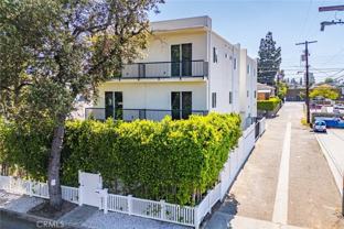 4445 Auckland Ave - Photo 1 of 1