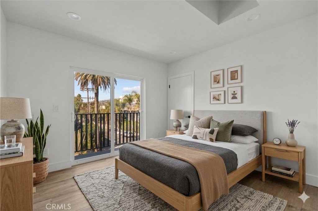 860 N Hudson Ave #A - Photo 6 of 18