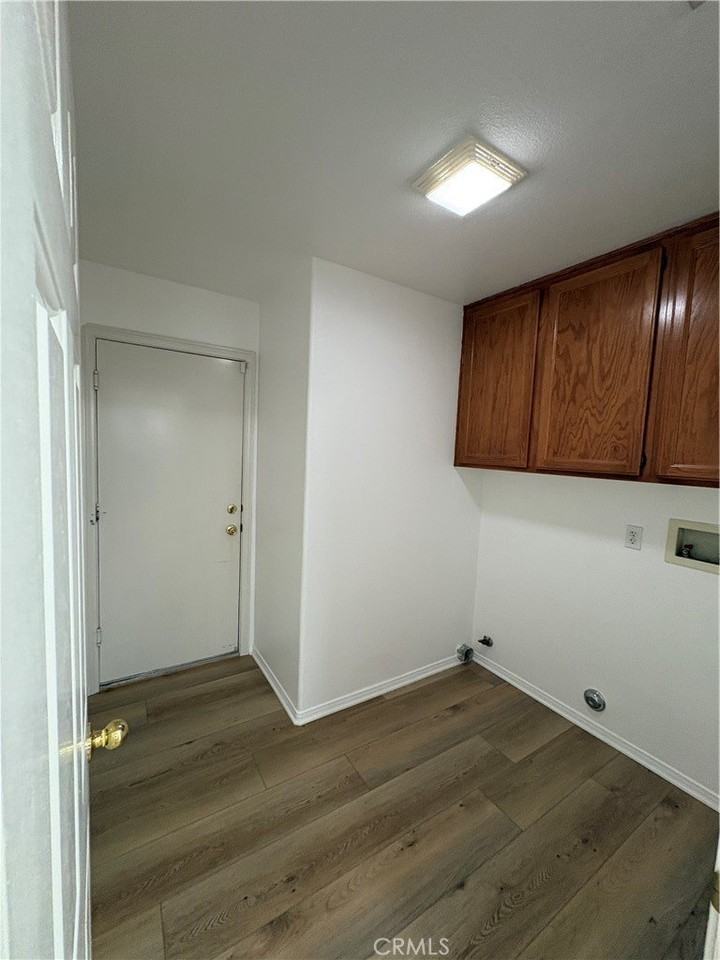 17584 Fisher St - Photo 7 of 23
