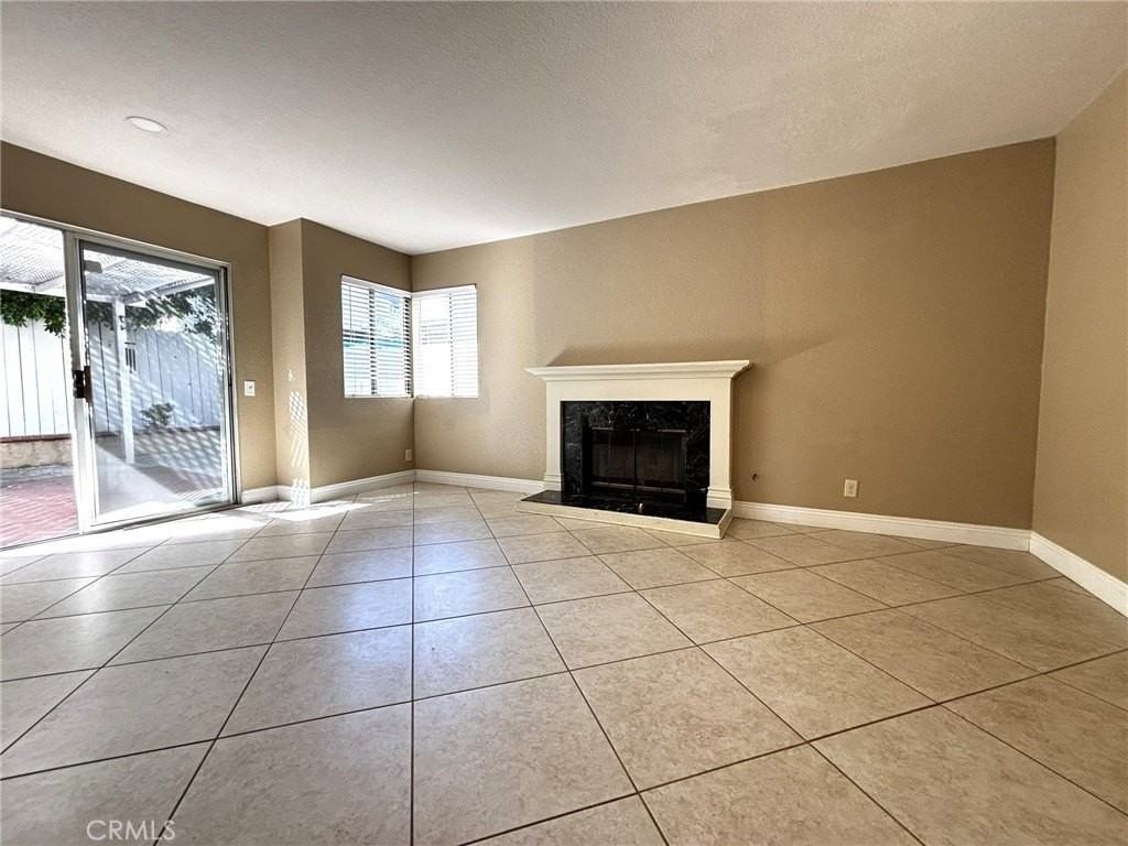 980 Tufts Cir - Photo 7 of 20