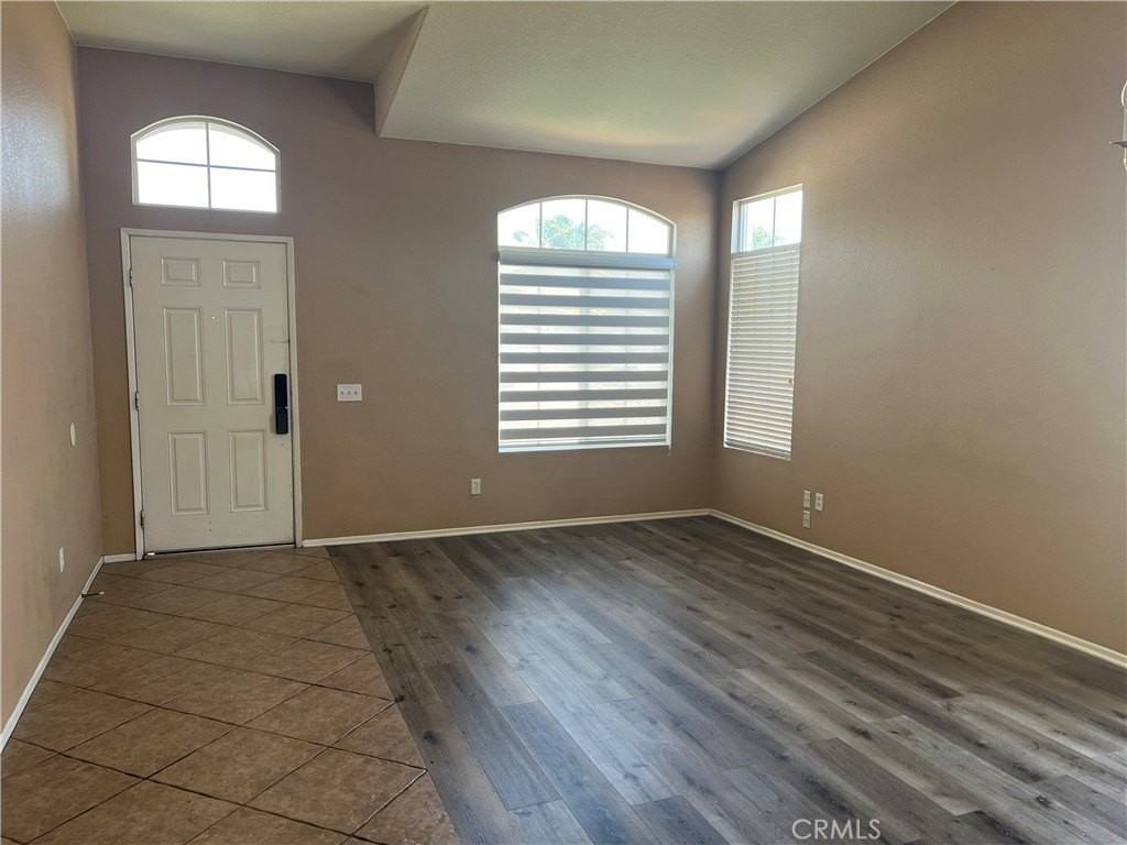 15177 Dandelion Ln - Photo 6 of 26