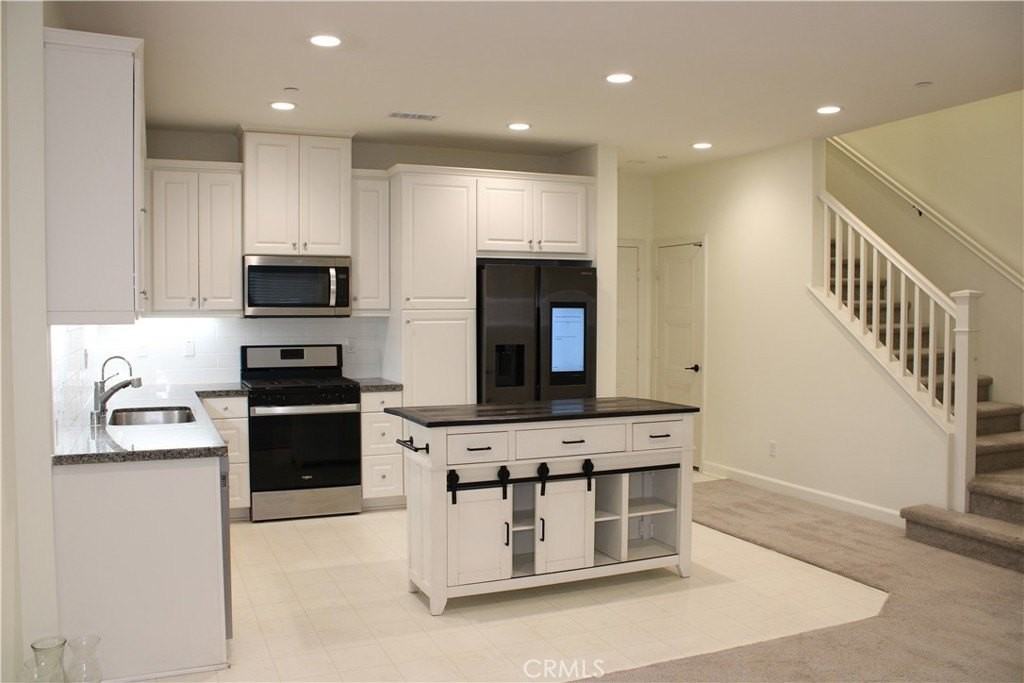 3652 E Moonlight St #89 - Photo 3 of 15