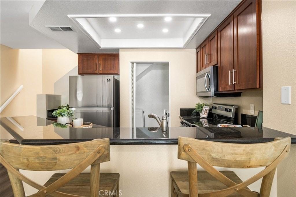 115 Fallingstar - Photo 4 of 18
