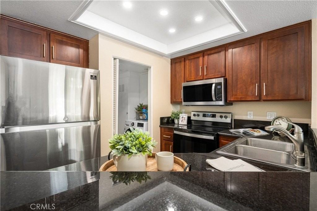 115 Fallingstar - Photo 5 of 18