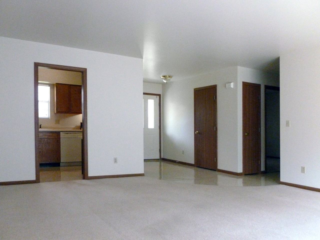 Meadowood Village Apartments - Photo 2 of 17