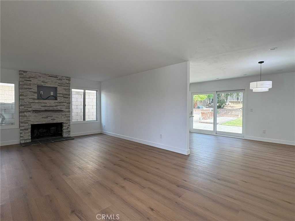 17541 Pine Cir - Photo 5 of 19