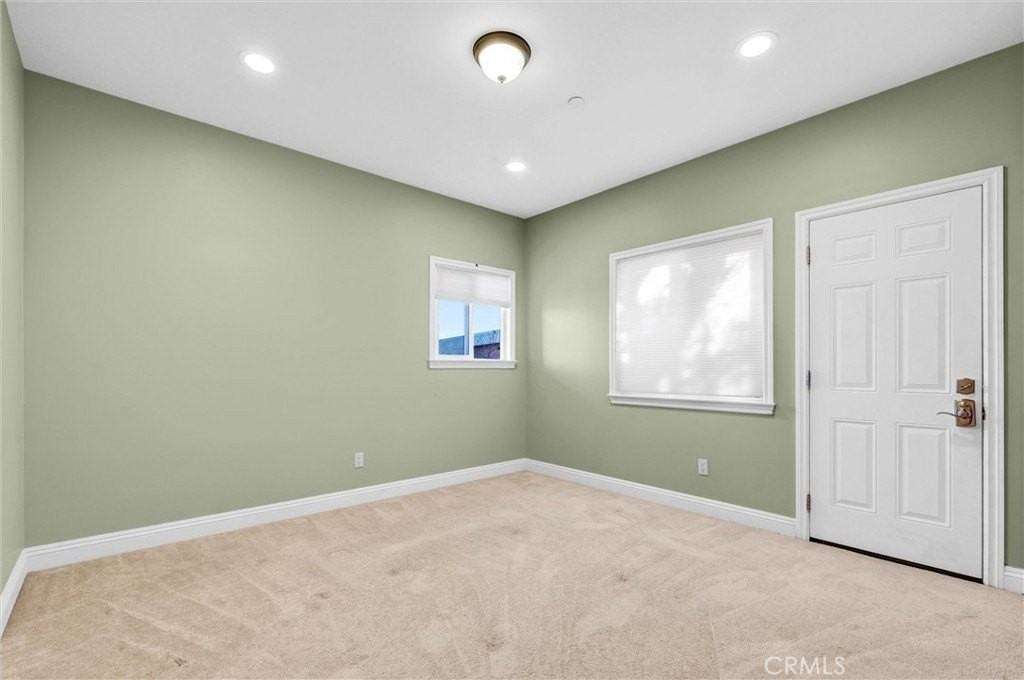 810 Mooney Dr - Photo 6 of 18