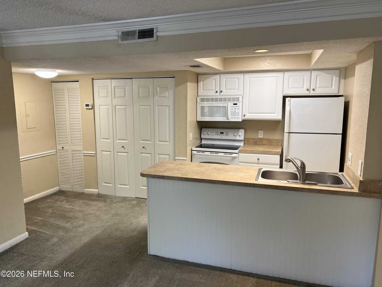 100 Fairway Park Blvd #2006 - Photo 2 of 14