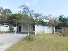 featured image of 10897 Regency Dr