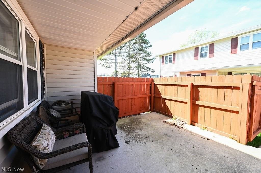 4251 Regal Ave - Photo 4 of 35