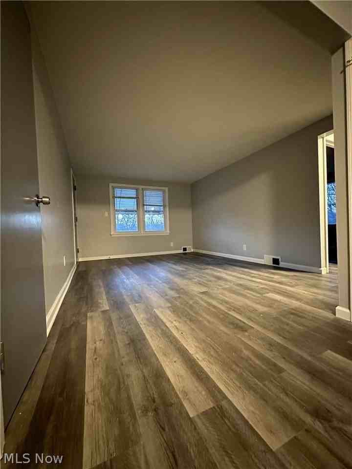 5247 Old Oxford Ln #3 - Photo 5 of 17