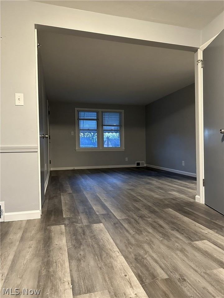 5247 Old Oxford Ln #3 - Photo 7 of 17