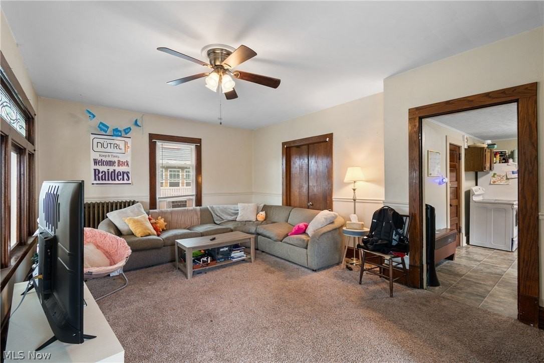 2372 S Union Ave - Photo 3 of 12