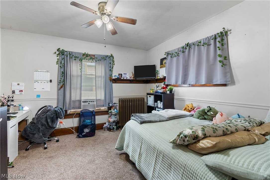 2372 S Union Ave - Photo 7 of 12