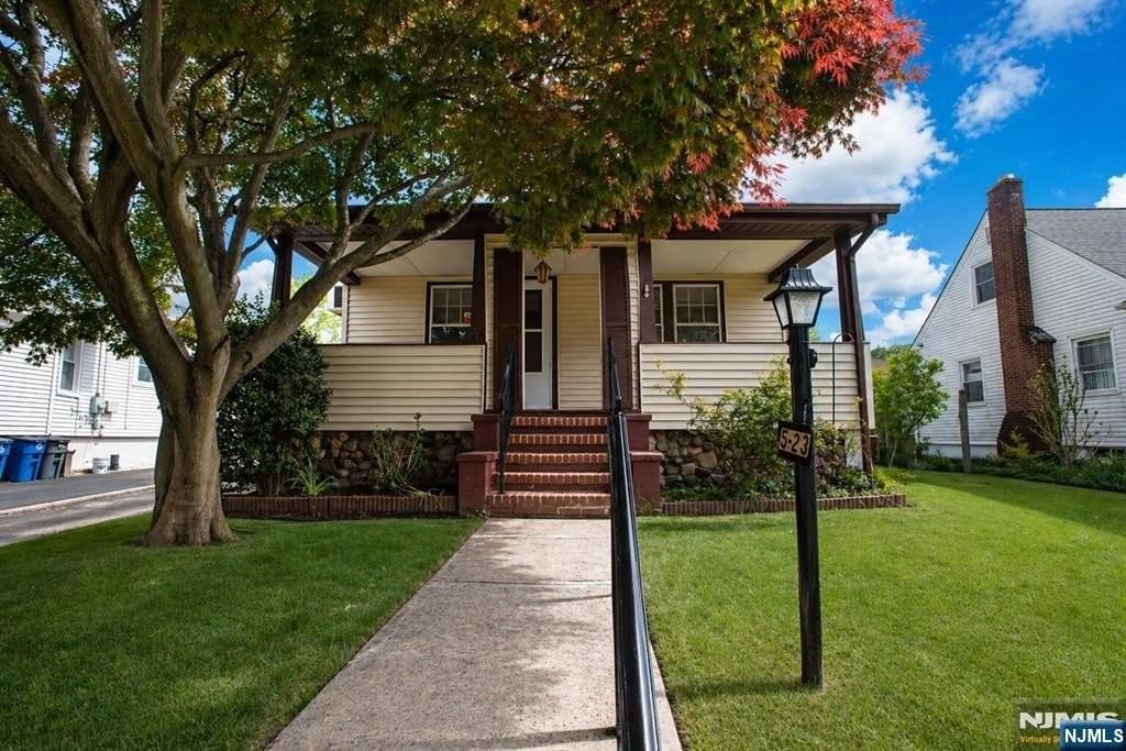 5-23 Canger Pl - Photo 2 of 11