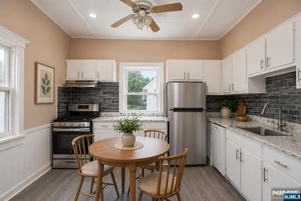 5-23 Canger Pl - Photo 6 of 11