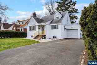 2-10 Saddle River Rd - Photo 1 of 1