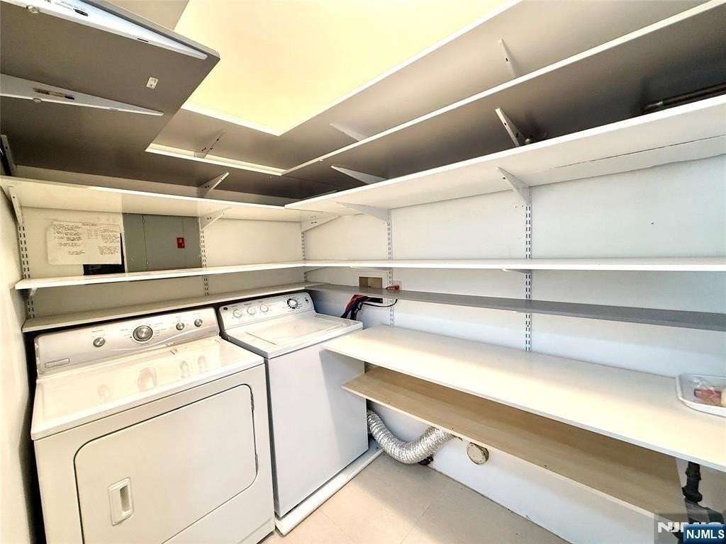 901 Tuliptree Ct - Photo 6 of 12