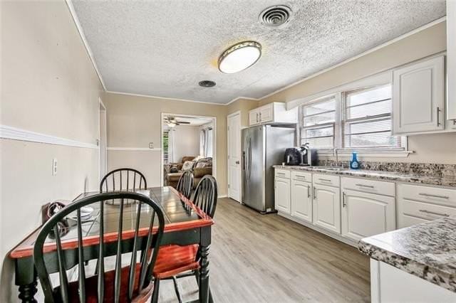 24 Mary St - Photo 4 of 14