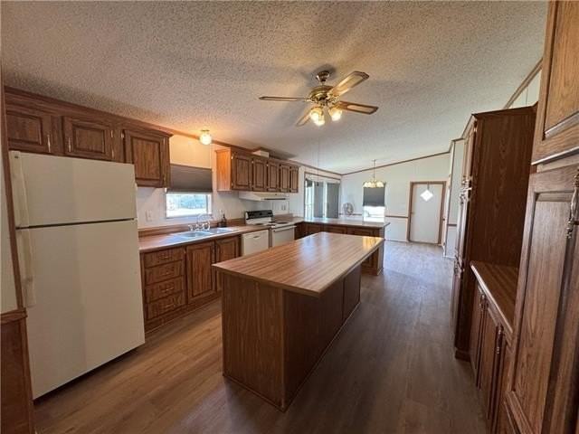 70266 7th St - Photo 5 of 12