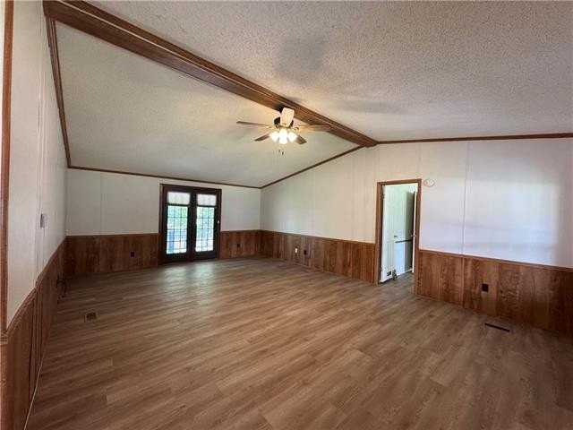 70266 7th St - Photo 6 of 12