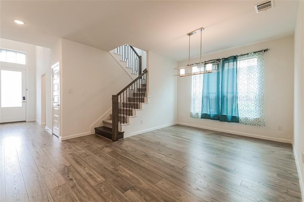 3108 Armstrong Ave - Photo 4 of 15