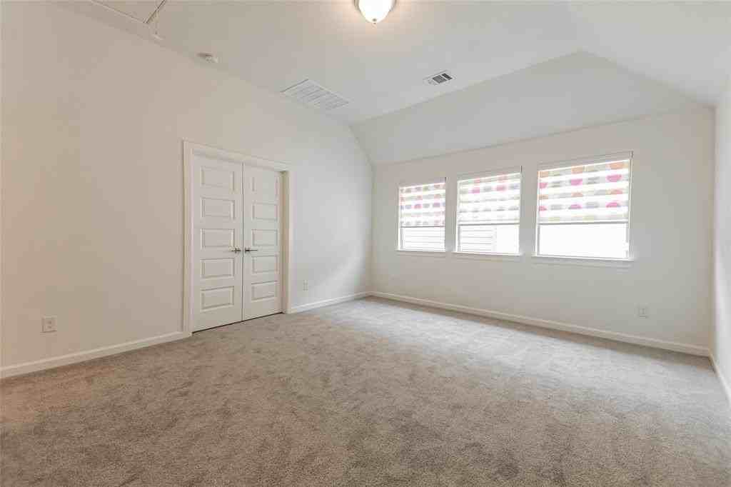 3108 Armstrong Ave - Photo 7 of 15