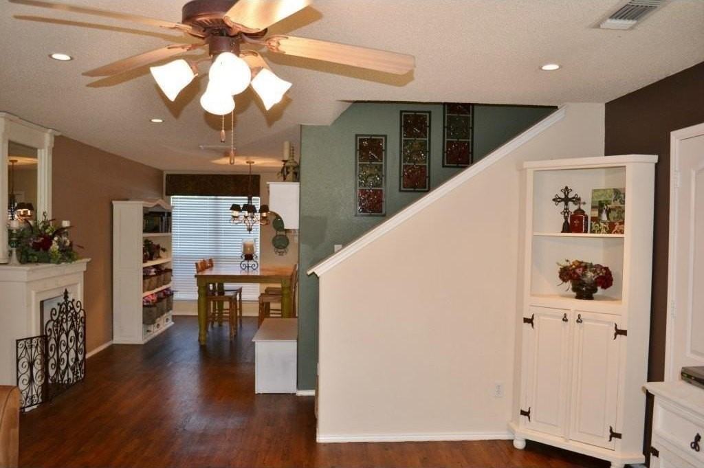 5744 Giddyup Ln - Photo 4 of 12