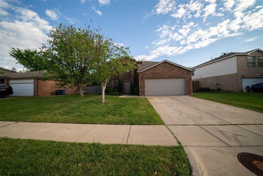 1316 White Dove Ln - Photo 3 of 38