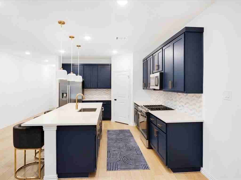2116 Sunnymede Dr - Photo 6 of 29