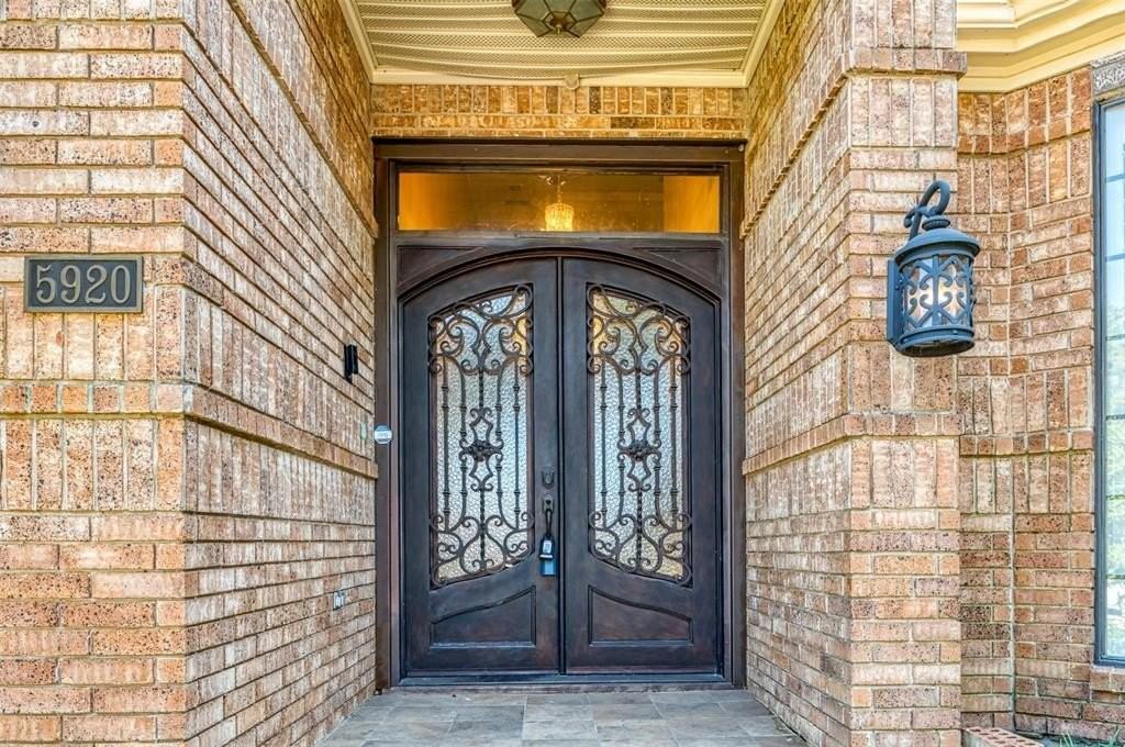 5920 Encore Dr - Photo 3 of 34