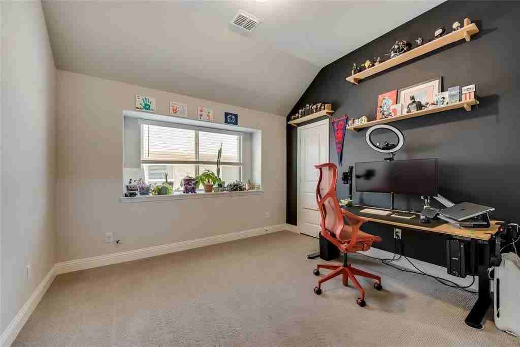 1228 Carinna Dr - Photo 5 of 28