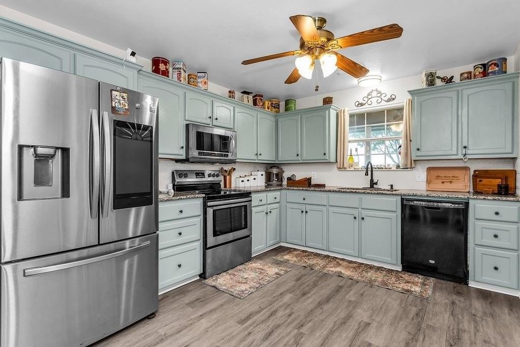 1808 County Road 2712 - Photo 7 of 33