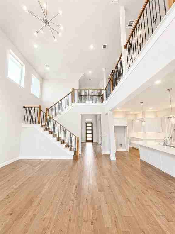 7417 Sanctuary Dr - Photo 7 of 39