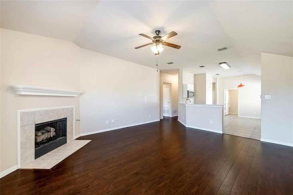 2716 Dawn Spring Dr - Photo 7 of 23