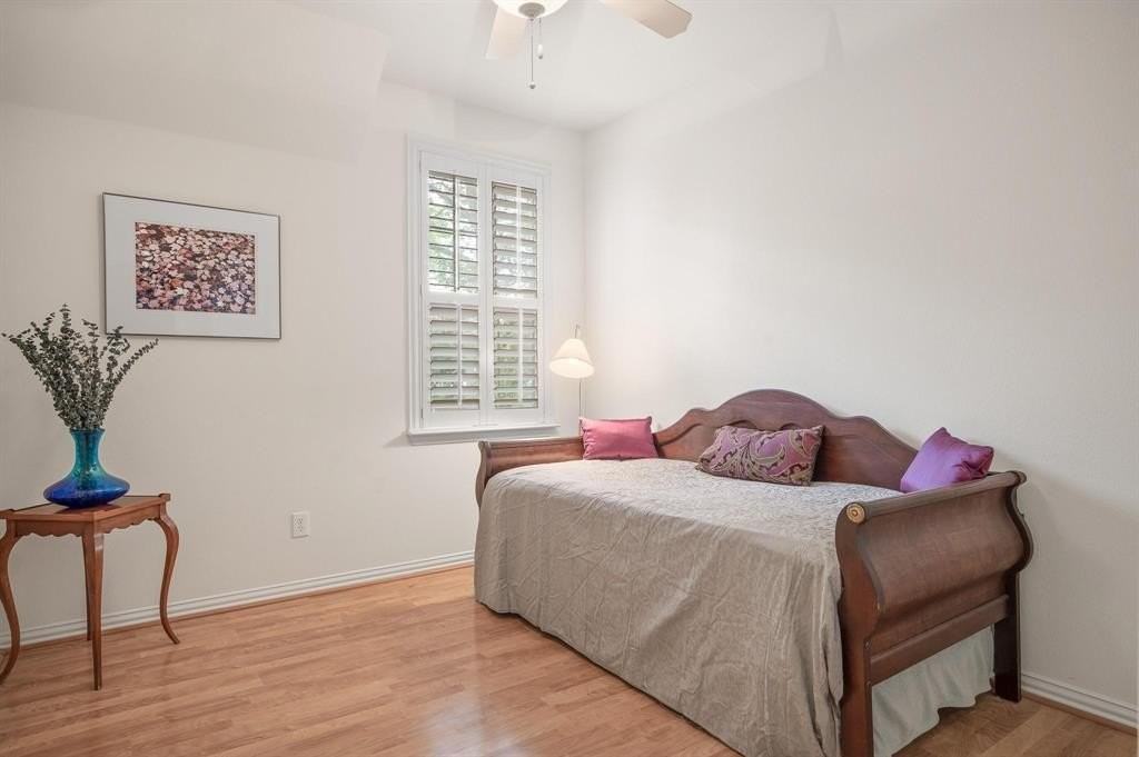 4209 Sexton Ln - Photo 5 of 27