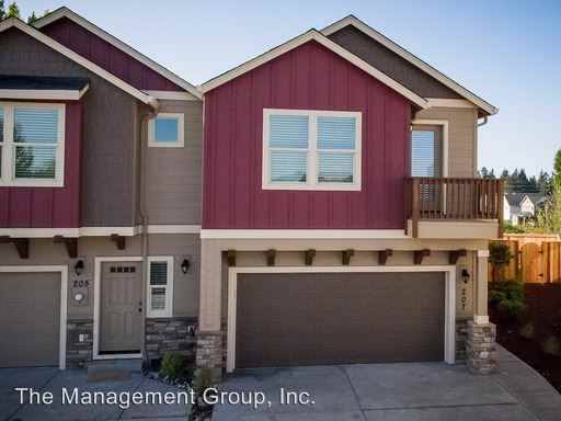 Green Gables - Photo 3 of 44