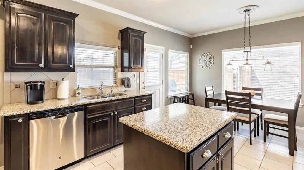 1201 Central Village Dr - Photo 4 of 28