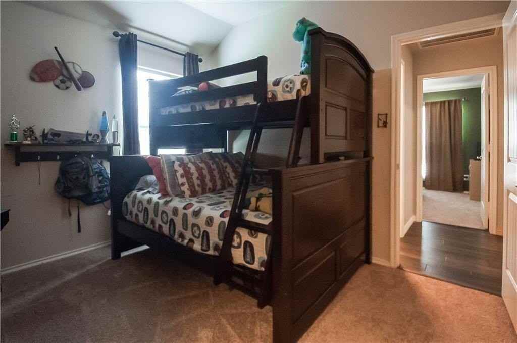 913 Buffalo Creek Dr - Photo 3 of 18