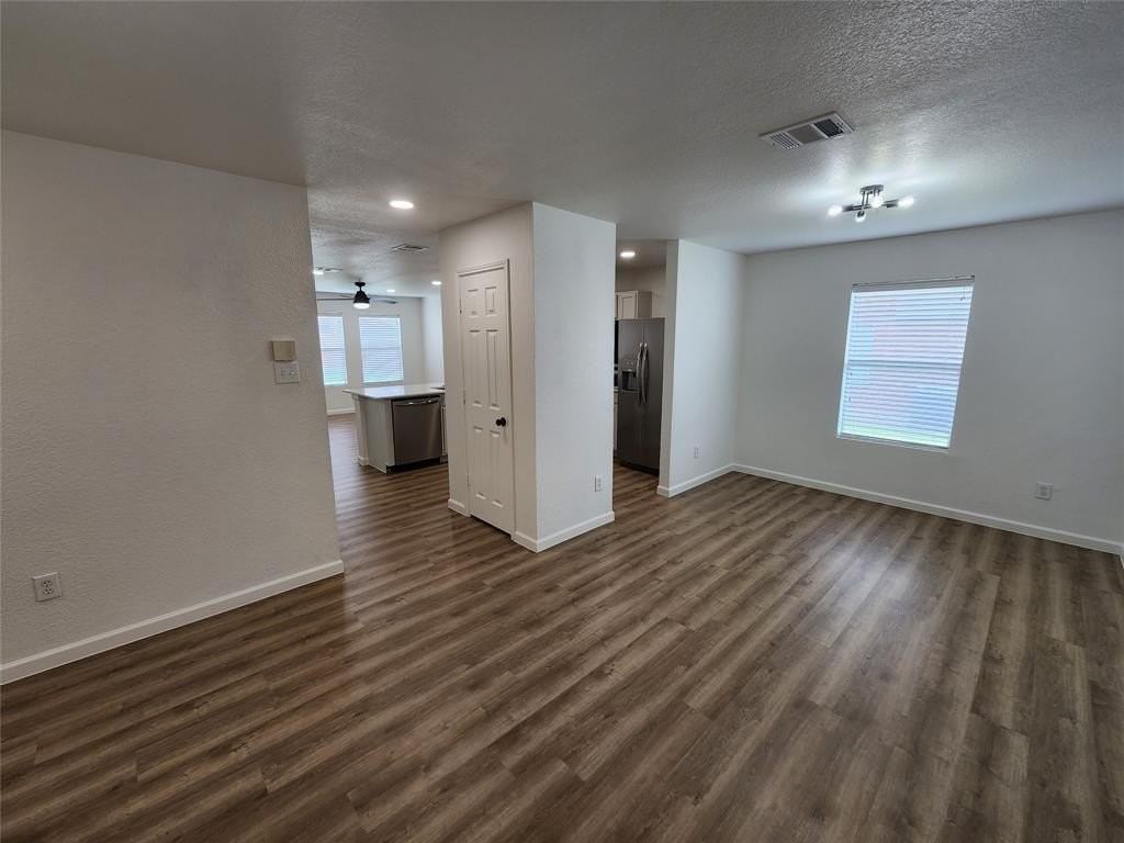 12808 Kingsgate Dr - Photo 7 of 40