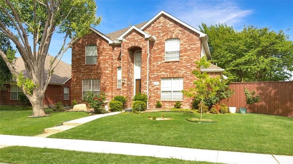 7848 Ravens Cliff Dr - Photo 2 of 31