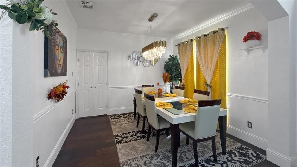 7848 Ravens Cliff Dr - Photo 4 of 31