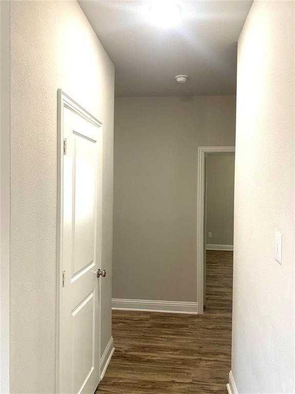 2258 Templin Ave - Photo 5 of 15